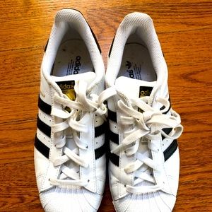 Woman’s Adidas’s sneakers